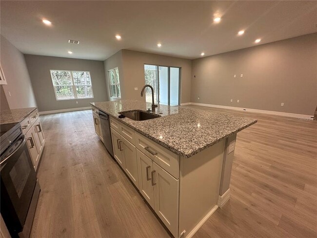 Photo - 9 Mimosa Ct W