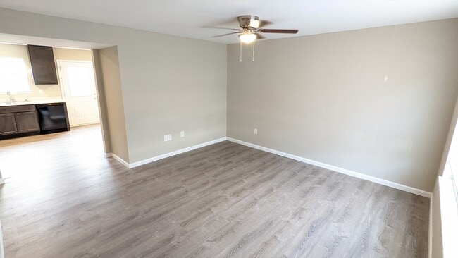 Photo - Northridge I