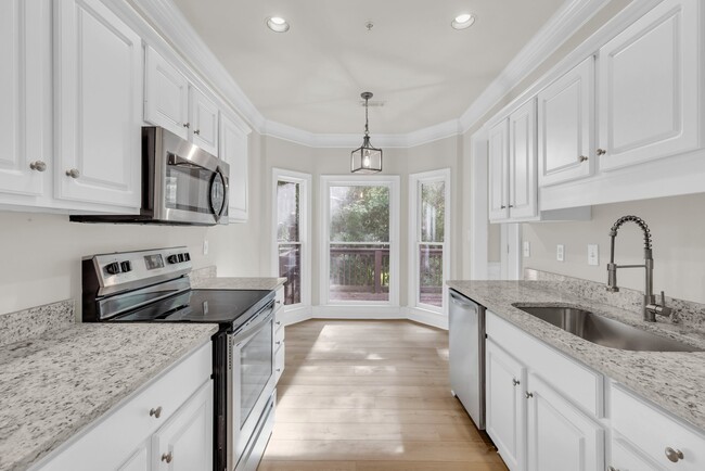Photo - 3205 Briarcliff Rd NE Unit 3225