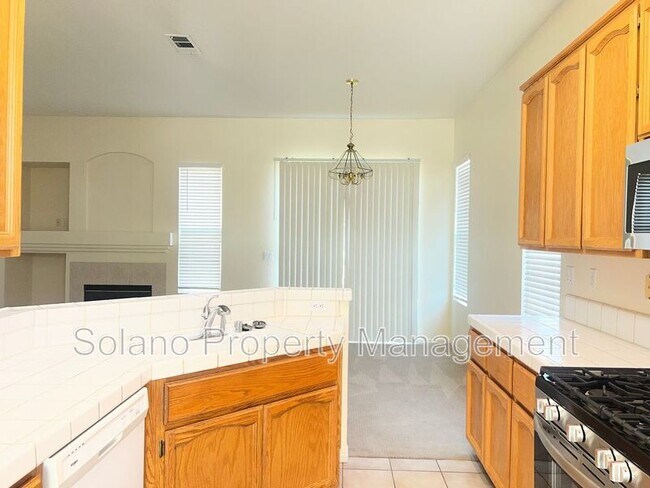 Photo - 480 Stern Dr