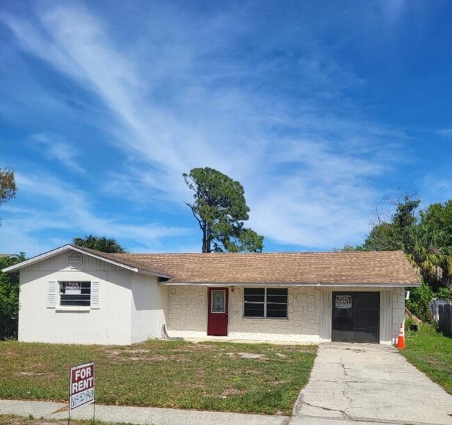Building Photo - NICE Bradenton 4BR/2BA Home in Quiet Residential Neighborhood