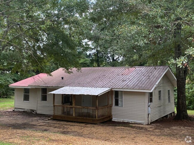 Building Photo - 3 bed/ 1 bath house in Dixie for rent