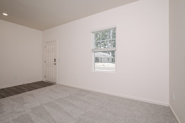 Photo - 744 Shepard Rock Dr