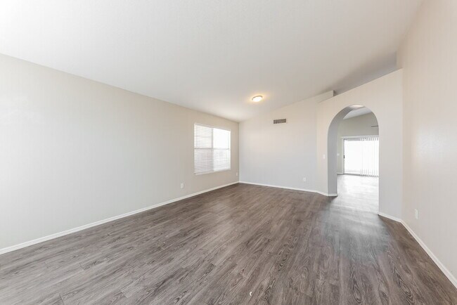 Photo - 2709 N 122nd Ave