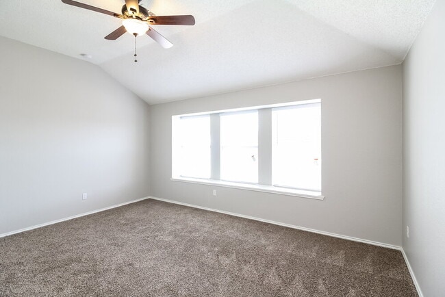 Photo - 816 Parker Dr