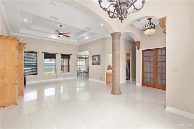 Photo - 34 W Rhin Dr
