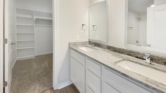 Photo - 505 N Logan Ave