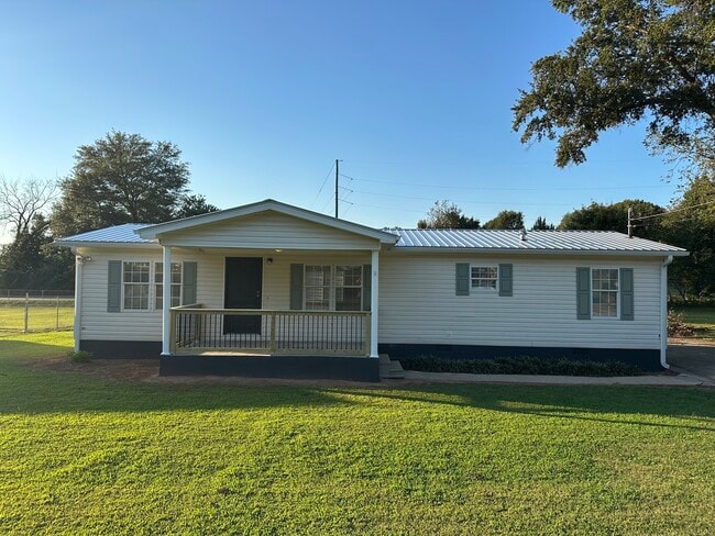 Building Photo - 38 Shuford St