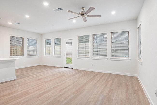 Photo - 17219 Walden Lk Ln