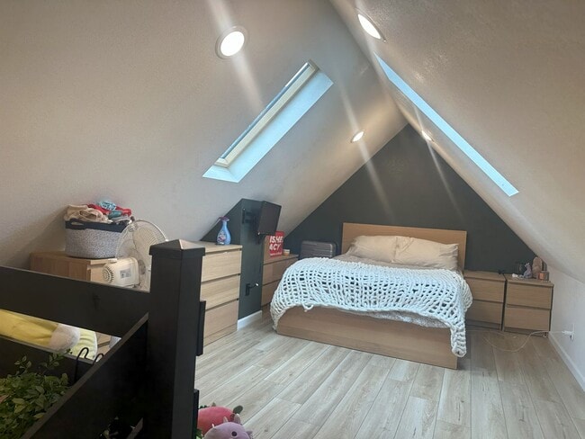 Chic Newly Remodeled Loft-Style 1 Bedroom ... - Chic Newly Remodeled Loft-Style 1 Bedroom ...