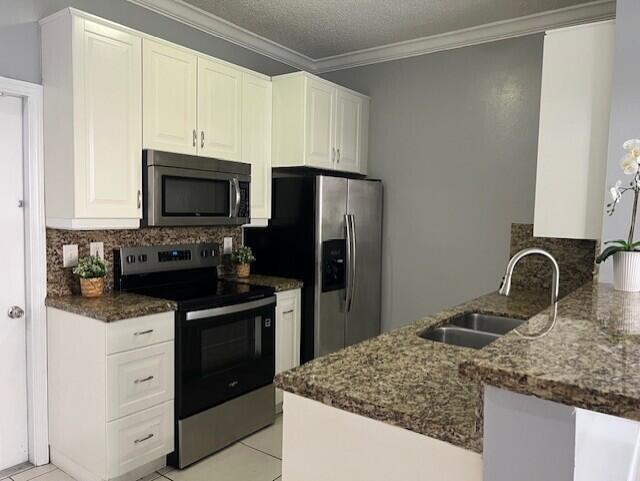 Photo - 2163 Madeira Dr