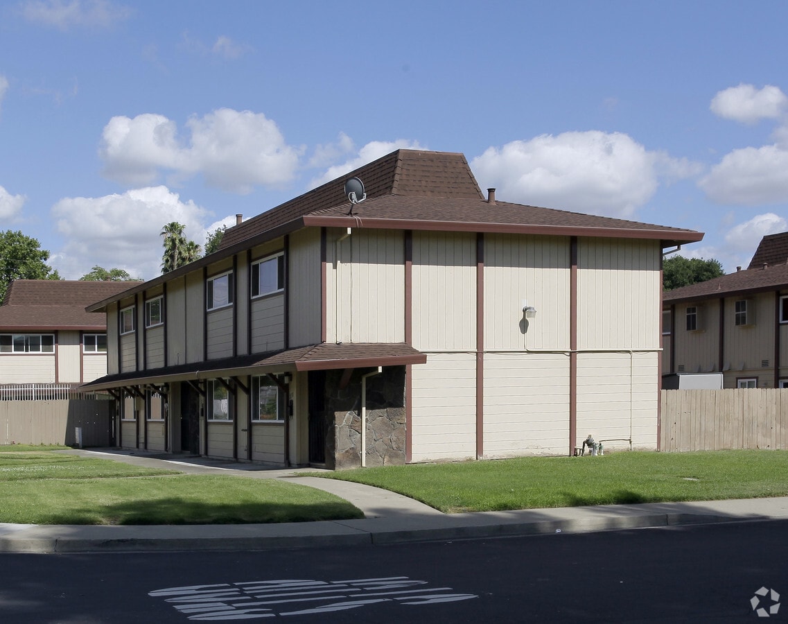 Photo - Harbor Village Townhomes