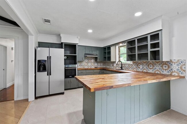 Photo - 600 Dove Creek Dr