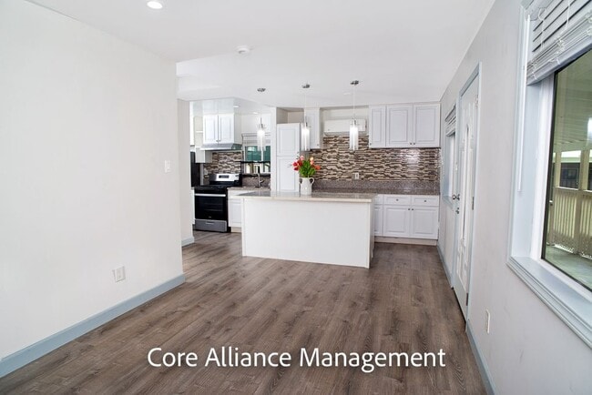 Photo - 9413 Farralone Ave