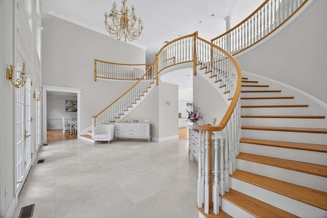 Photo - 11 Elizabeth Way