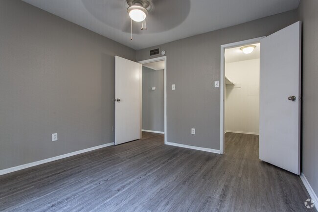 1 BR, 1 BA - 600 SF - A