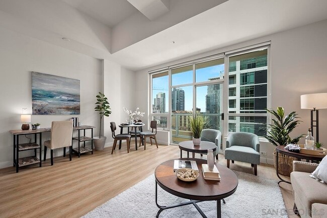 Photo - 350 W Ash St Unit 1006