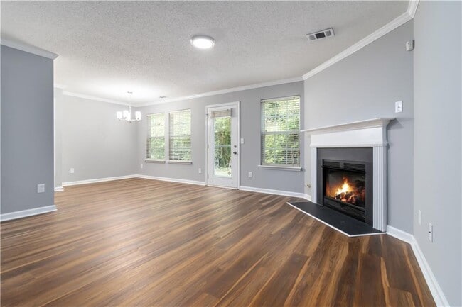 Photo - 897 Brickleridge Ln SE