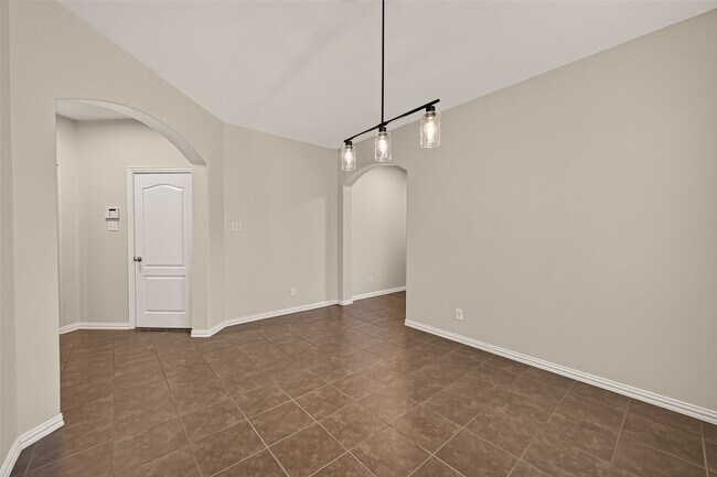 Photo - 6123 Carver Pines Dr