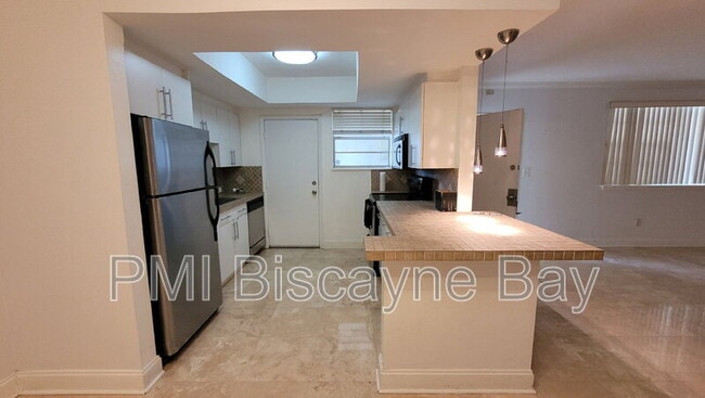Photo - 11960 NE 19th Dr