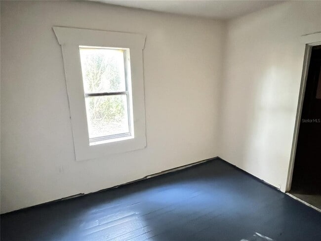 Photo - 1290 Henson Ln