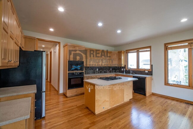 Photo - 5436 Hunter Dr