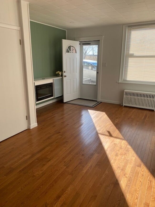 Photo - COMPLETELY RENOVATED!!