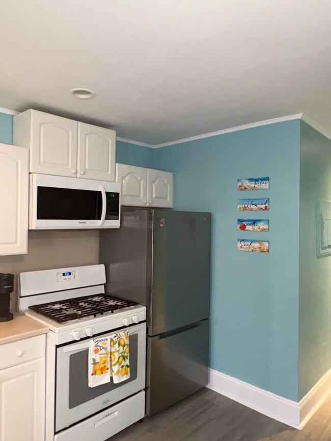 323 E Maple Ave Unit 1