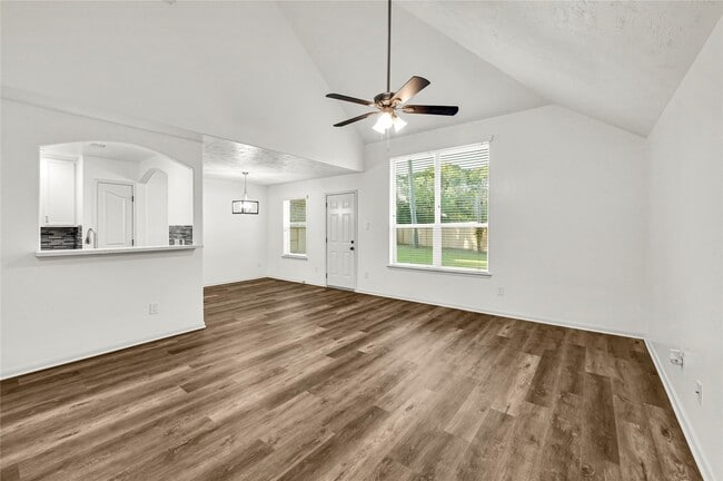 Photo - 11242 Valley Kings Dr