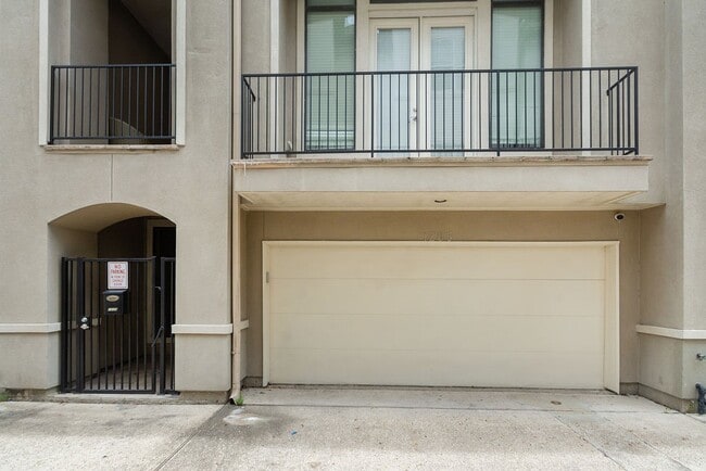Photo - 1205 Detering St