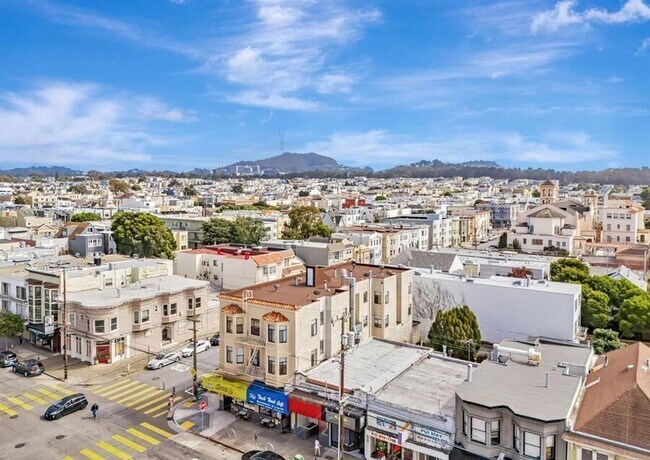 Photo - 305 23rd Ave Unit 04