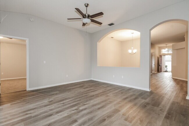 Photo - 9919 Stockbridge Dr