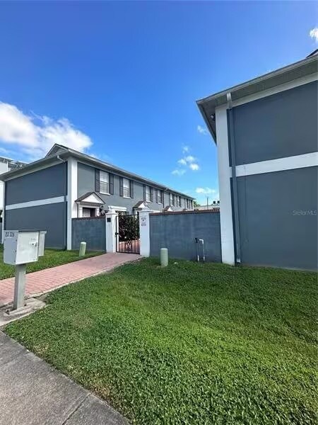 Building Photo - 218 S Tampania Ave Unit 1 Rental