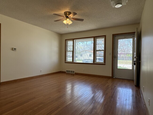 Photo - 2050 S. St. Clair