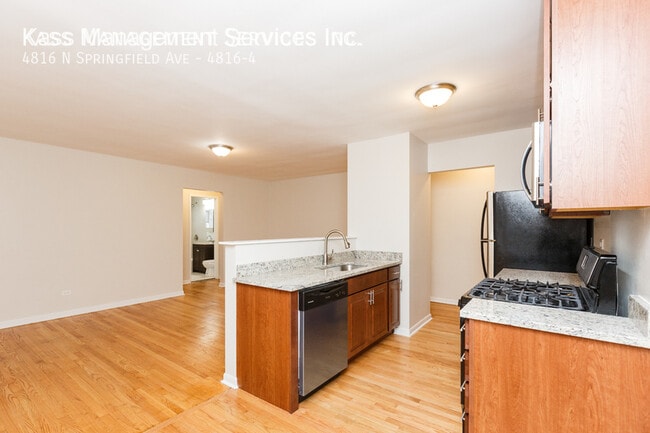 Photo - 4816 N Springfield Ave Unit 4816-4