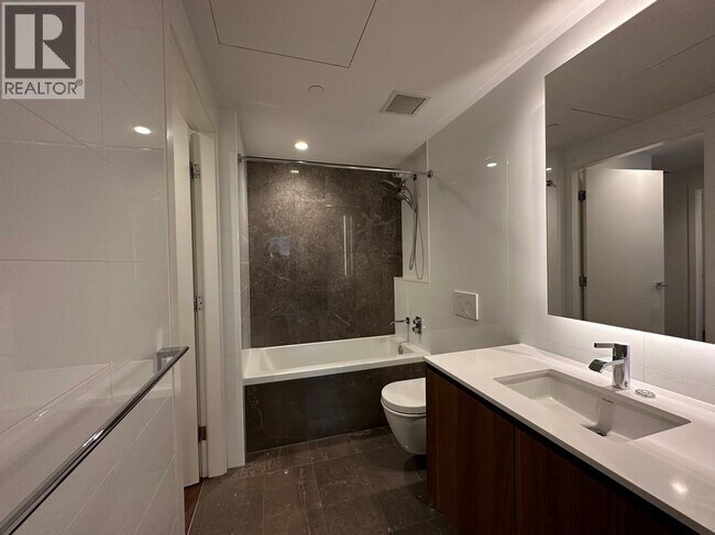 Photo - 389 W 59th Ave