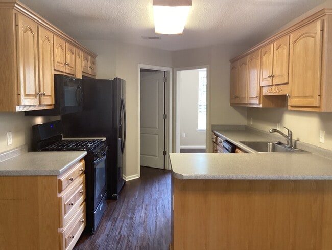 Photo - 154 Jamestown Dr