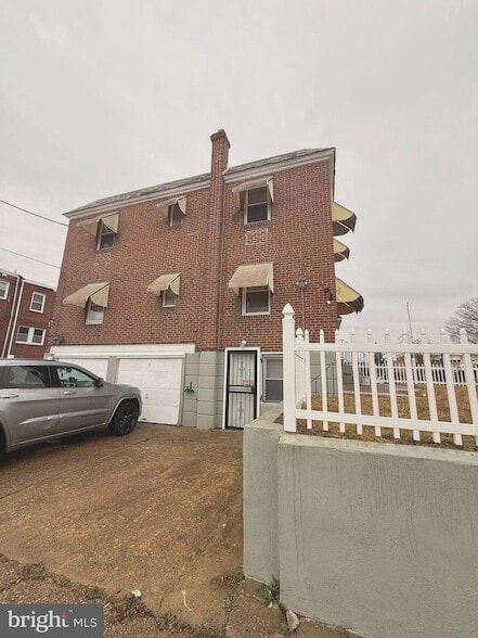 Photo - 4401 Bleigh Ave