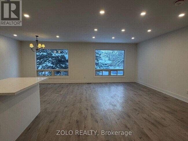 Photo - 3 Highcroft Rd