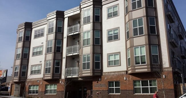 Sellwood Apartments