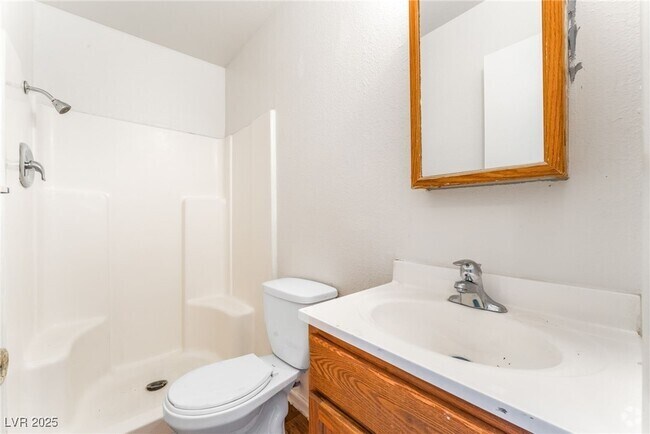 Building Photo - 375 N 15th St Rental