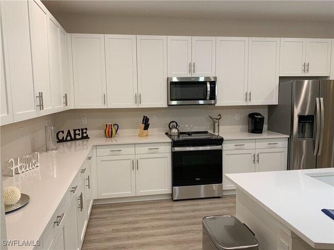 Building Photo - 208 Indies Dr E Unit 202