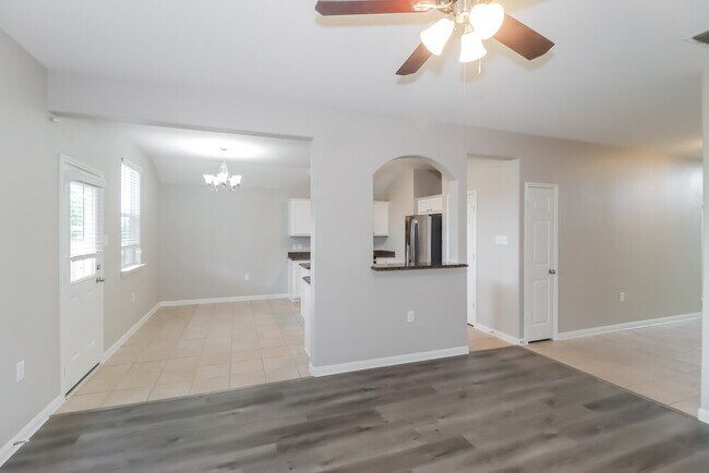 Photo - 400 Captain Grumbles Dr