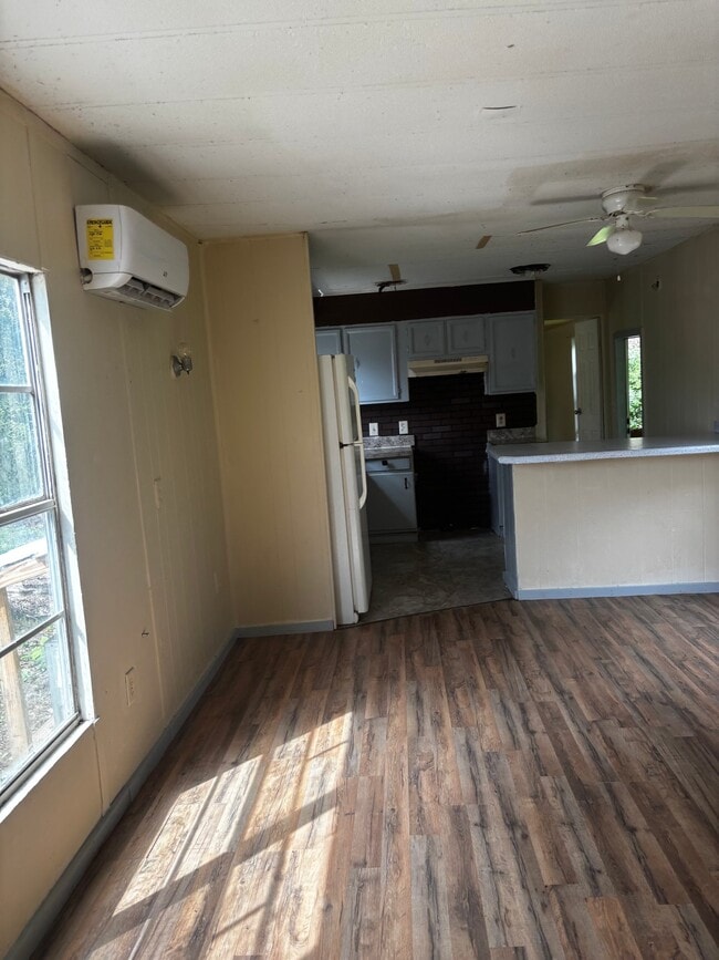 Photo - 1284 Glendale Ave
