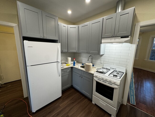 Newly renovated kitchen - 9022 143rd St Apartments Unit 2nd Floor