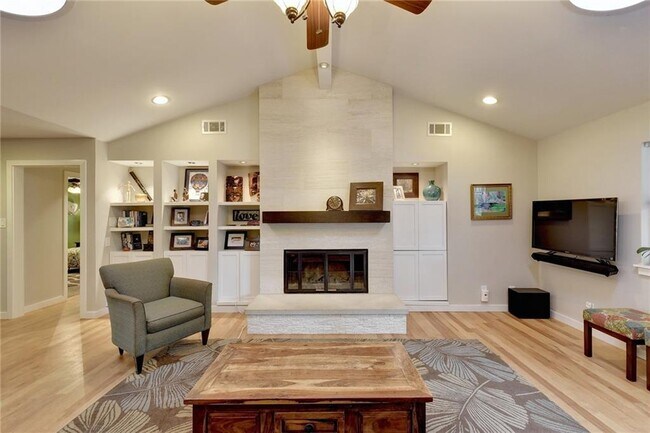 Photo - 510 Bulian Ln