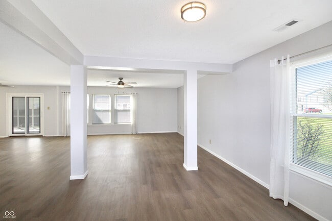 Photo - 10055 Split Rock Way