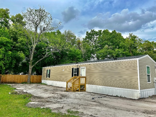 Photo - 925 W 26th St House
