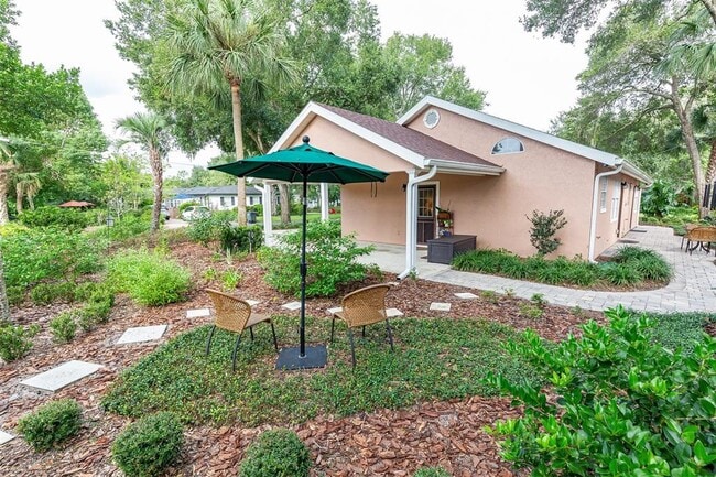 Photo - 332 Harris Ave