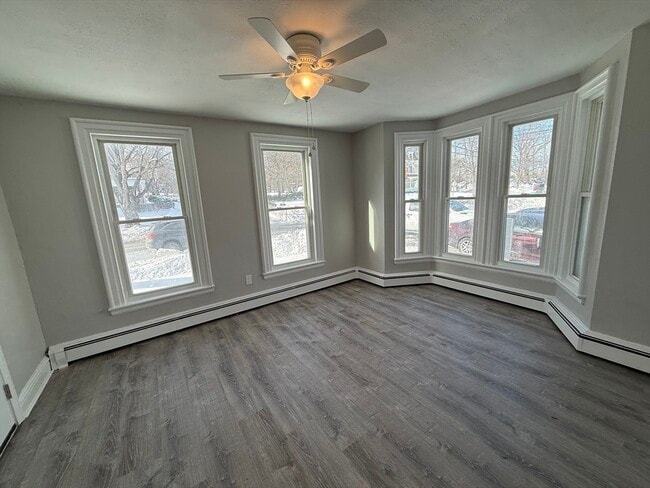 Building Photo - 40 Center St Unit 2